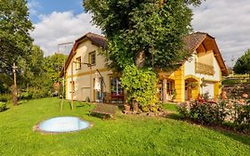 Apartment Horakova - Htn110 By Interhome